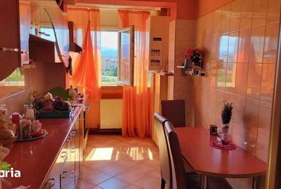 Apartament cu 2 camere decomandat în Ștrand - 2