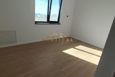 Casă cu 4 camere cu Teren 352 Mp în Berceni