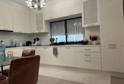 Casă cu 3 camere cu Teren 330 Mp în Dumbrăvița - 1