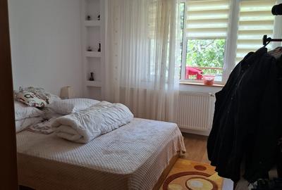 Casă cu 8 camere cu Canalizare în Militari - 5
