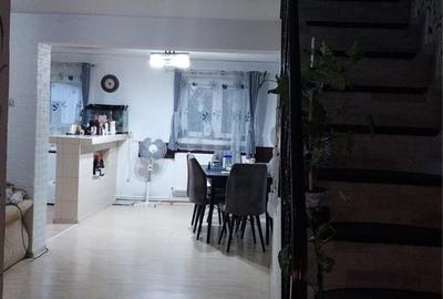 Casă cu 4 camere în Central - 3