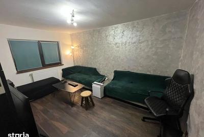 Apartament cu 2 camere decomandat în CET