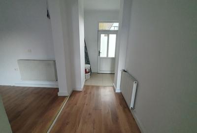 Apartament cu 2 camere decomandat în Mărăști