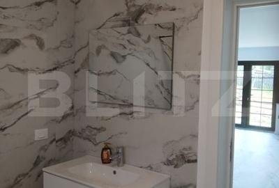 Casă cu 5 camere cu Teren 1675 Mp în George Enescu