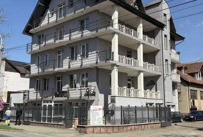 Casă cu 4 camere în Central - 1