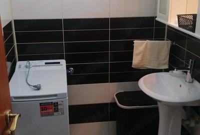 Apartament cu 3 camere semidecomandat în Central - 3