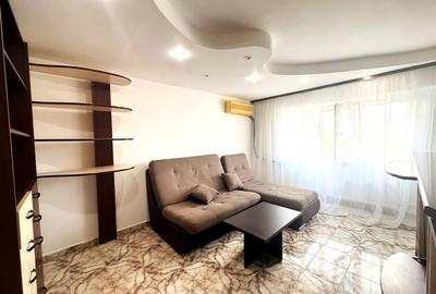 Apartament cu 3 camere decomandat, mobilat în Nicolina
