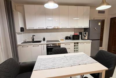 Apartament cu 3 camere în Tolstoi