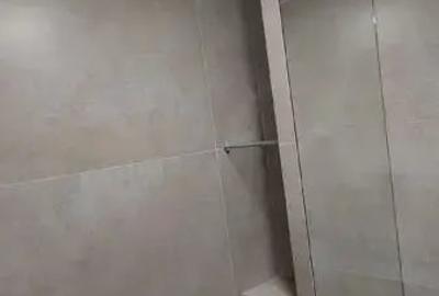 Apartament cu 2 camere decomandat în Florilor