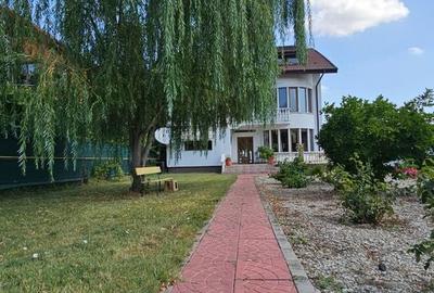 Casă cu 7 camere cu Teren 1300 Mp în Cornetu - 1