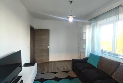 Apartament cu 2 camere decomandat în Berceni