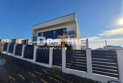 Casă cu 4 camere cu Teren 340 Mp în Miroslava