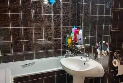 Apartament cu 2 camere decomandat în Scriitorilor