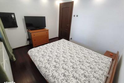 Apartament cu 3 camere decomandat în Gorjului