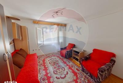 Casă cu 8 camere cu Teren 2694 Mp în Rona de Sus