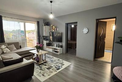 Apartament cu 2 camere decomandat în Crișeni - 1