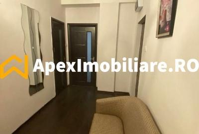 Garsonieră decomandată în Calea Victoriei