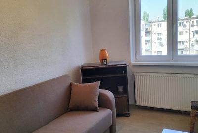 Garsonieră decomandată în Ferentari