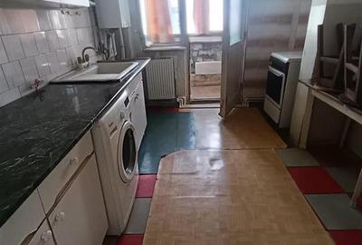 Apartament cu 3 camere decomandat în Obor - 5