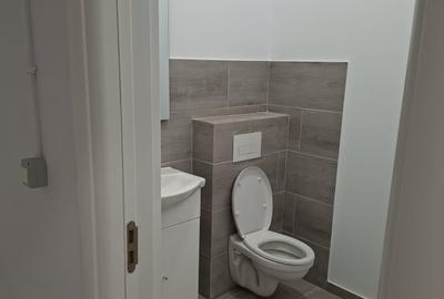Birou, de 140 mp, în P-ța Unirii - 21