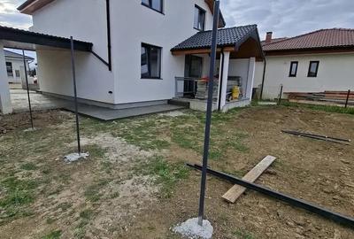 Casă cu 3 camere cu Teren 444 Mp în Central - 8