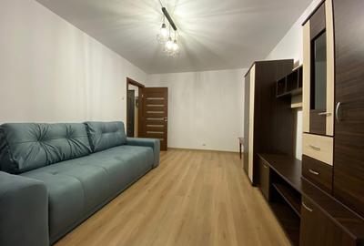 Apartament cu 2 camere decomandat în Band - 3