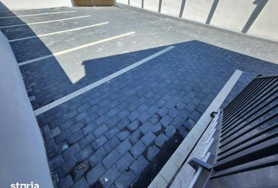 Spațiu comercial, de 242 mp, în Central - 2