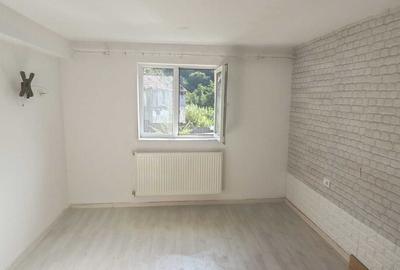 Casă cu 3 camere în Schei - 6