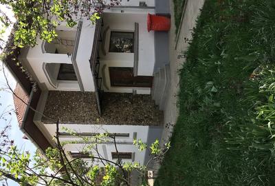 Casă cu 5 camere cu Teren 600 Mp în Ultracentral - 1