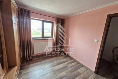 Casă cu 6 camere cu Canalizare în Pesac - 14
