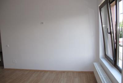 Casă cu 6 camere cu Teren 692 Mp în Drumul Taberei - 8