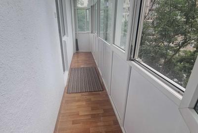 Apartament cu 3 camere decomandat în Drumul Taberei - 1