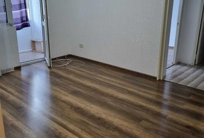 Apartament cu 2 camere semidecomandat în Malu Roșu