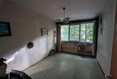 Apartament cu 2 camere semidecomandat în Fizicienilor
