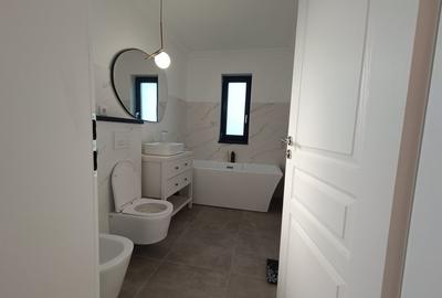 Duplex cu 4 camere cu Teren 250 Mp în Popas Păcurari - 13