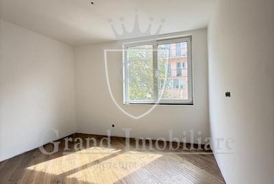 Apartament cu 3 camere în Plopilor - 4
