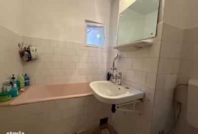 Apartament cu 3 camere decomandat, mobilat în Răcădău - 2