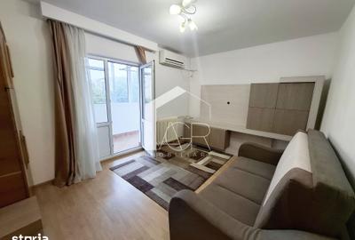 Garsonieră decomandată în Malu Roșu