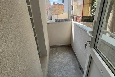 Apartament cu 3 camere semidecomandat în Dacia - 7