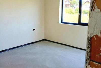 Apartament cu 4 camere în Central