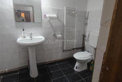 Casă cu 3 camere cu Teren 100 Mp în Central