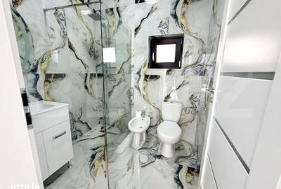 Casă cu 4 camere cu Teren 400 Mp în Central - 1