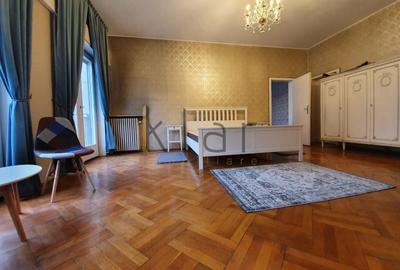 Apartament cu 4 camere decomandat, mobilat în Central - 3