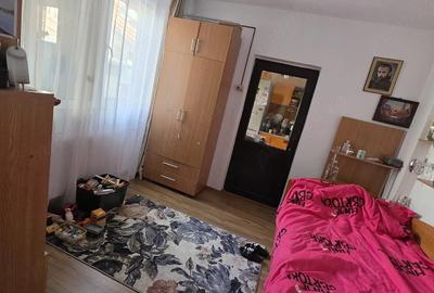 Casă cu 3 camere cu Teren 48 Mp în Poștei - Bucov