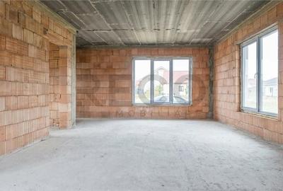 Casă cu 4 camere cu Teren 502 Mp în Sânmartin - 5