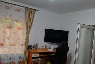 Casă cu 4 camere decomandat în Cobadin - 4
