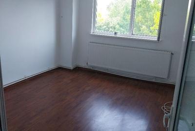 Apartament cu 3 camere decomandat în Central - 3