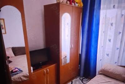 Apartament cu 3 camere decomandat în Ostroveni - 2