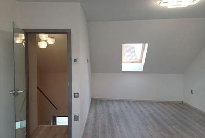 Casă individuală cu 6 camere cu Teren 230 Mp în Terezian - 9