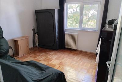 Apartament cu 2 camere decomandat în Casa de Cultură - 3